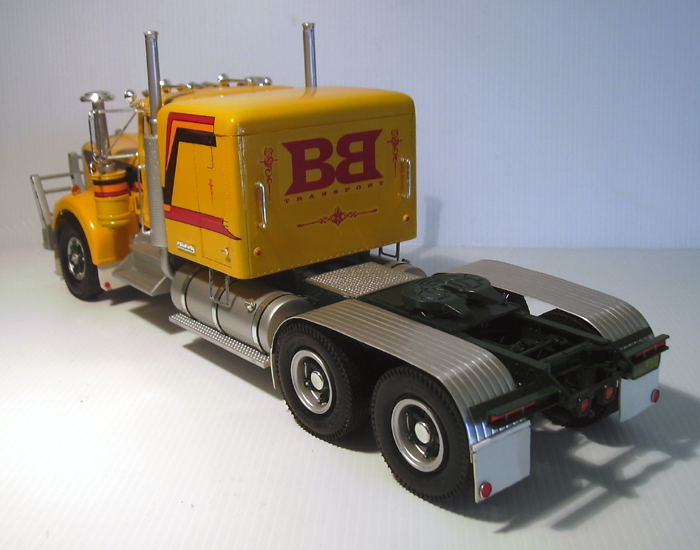 Revell Kenworth I15_zps21eb6212