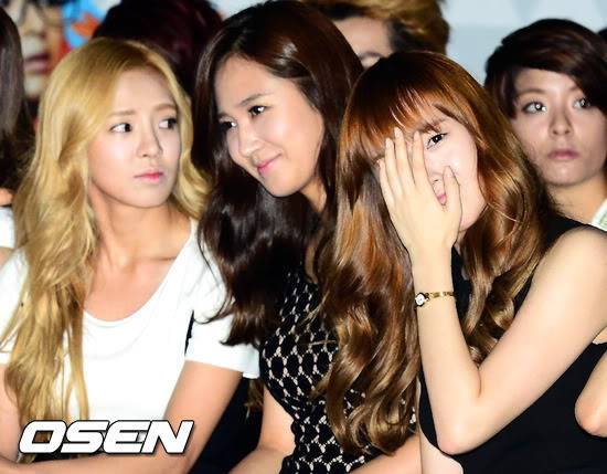 [PICS][09.08.2012] Yuri at S.M.ART Exhibition in Seoul 201208091321777983_1