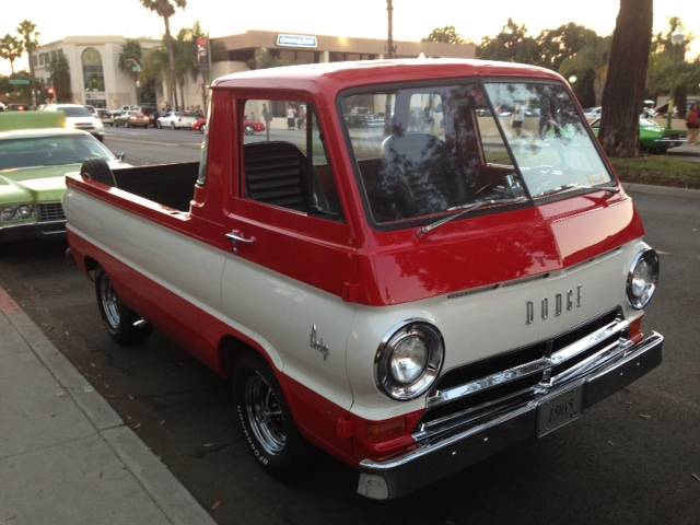 I  seen  a  VAN,,,(,part 1)    Old posts - Page 24 Reddodgevanup1_zps7ba251d1