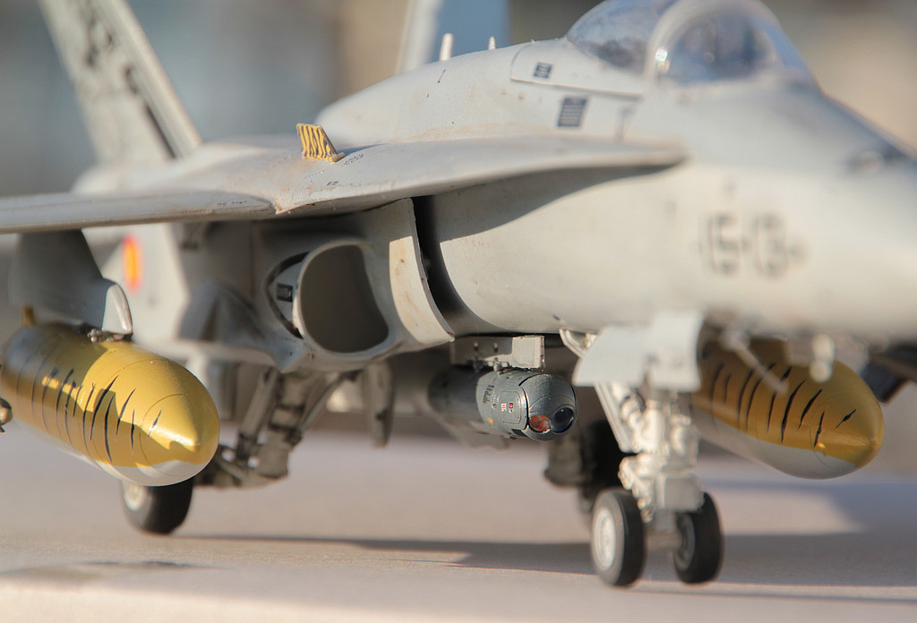 EF-18A Hornet de l'Ala-15 Ejercito del Aire - Revell 1/48 IMG_6682_1_1_zpse4792a9e