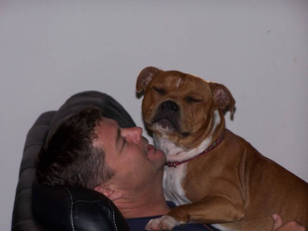 Gus loving and hugging Dad 003_zpsac741f26