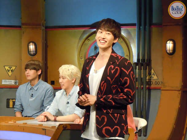 Eunhyuk de Super Junior pide una cita a su chica ideal en directo 2-61