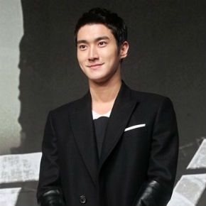 Siwon de Super Junior se le ofreció un papel en el nuevo drama de televisión, “Lord of Dramas”  3-55