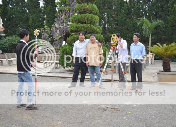 những công việc đầu tiên xây nhà Chúa 03/2012 DSC_0267