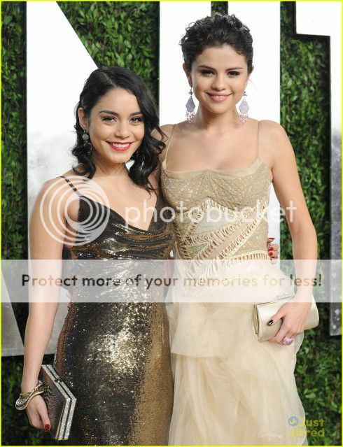  Vanessa Anne Hudgens[5]  - Page 26 Vanessa-hudgens-selena-gomez-vf-oscar-party-03