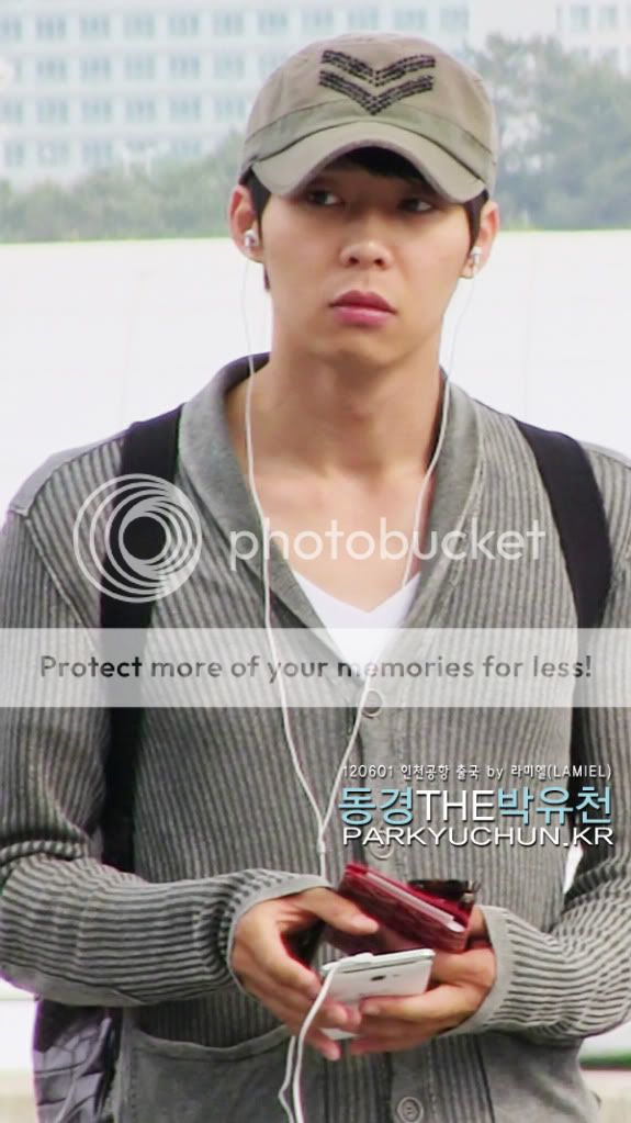 FOTOS "Aeropuerto Incheon" - Yoochun (01/06/2012) Parte 2 006