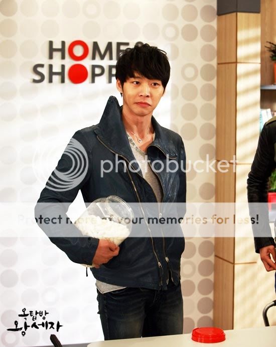  FOTOS "Rooftop Prince" Galeria Oficial (08/05/2012) Parte 2 Qp100y