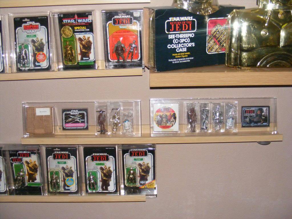 Sep 2013 Ikea Deltof C-3po Set up & Vintage C-3po Moc Shelfs 359_zps6b5e5b47