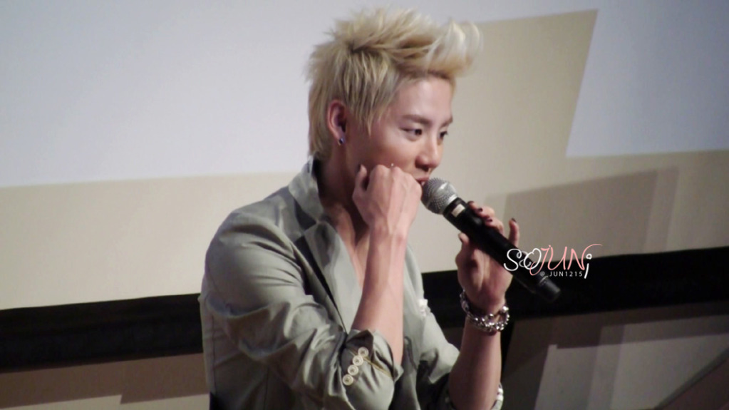 [2012.06.02][Pics] XIA Junsu - TARANTALLEGRA Fansign Event Fe95eb4d