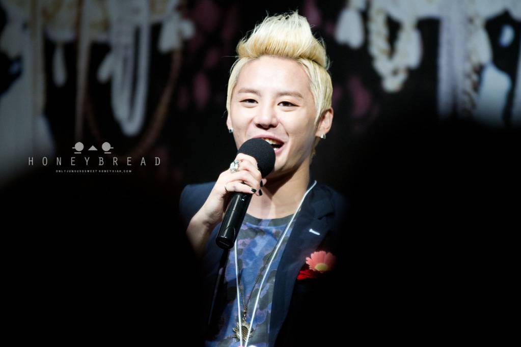 [01.06.2012][Pics] XIA Junsu - TARANTALLEGRA Fansign Event 6f2b5d81