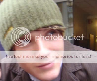 Pictures of Dougie Poynter Ethehd