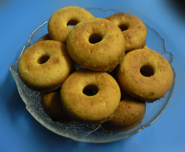 Cách làm các loại bánh, chè: HÌNH ẢNH, CHIA SẺ & CÔNG THỨC Donuts