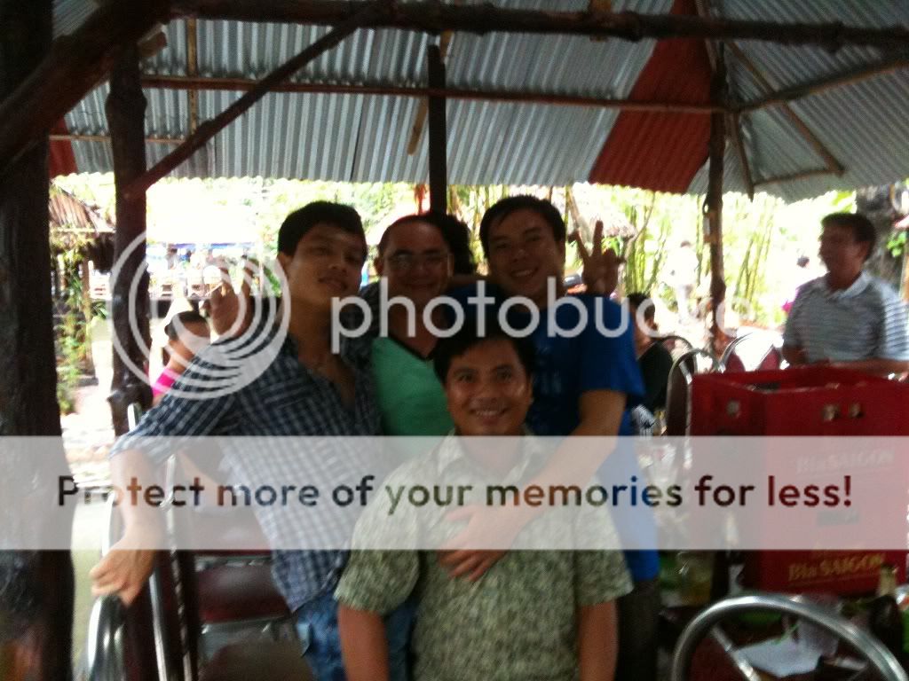 Bộ ảnh AE Vũng Tàu lên TP.HCM off ngày 29/4/2012   !!! :D IMG_1109