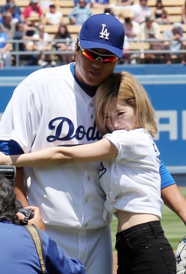 [130729] Sunny — LA Dodgers N14_zpsc1cb9957