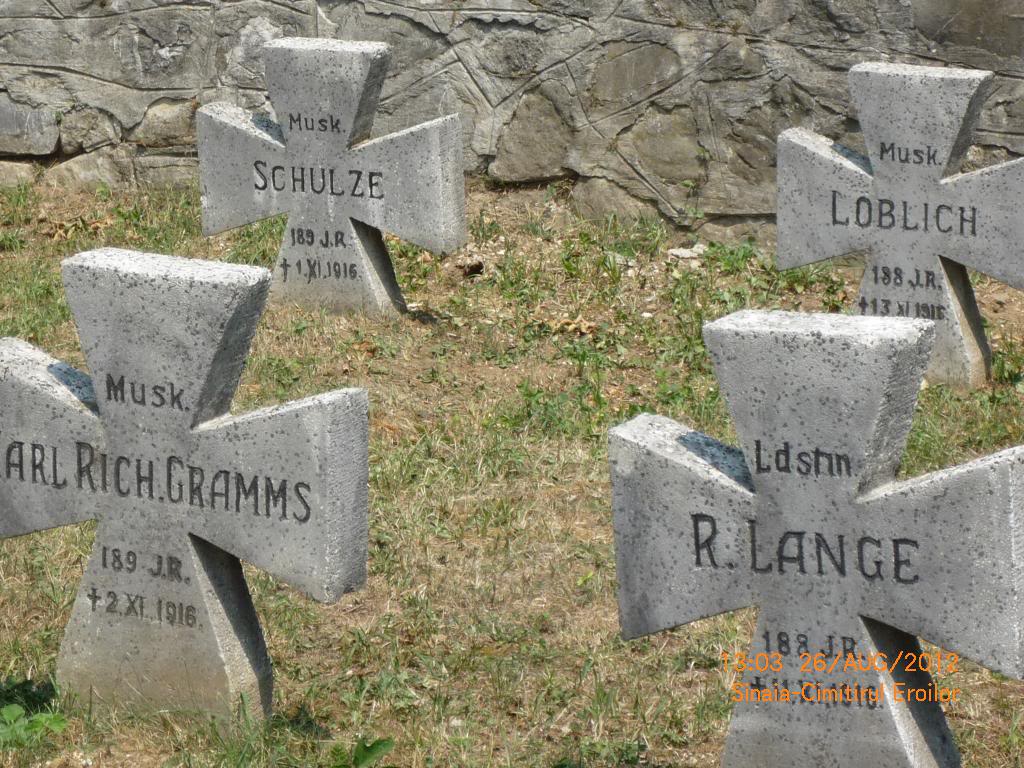 Cimitirul eroilor Sinaia ,judetul Prahova  Busteni24-27august2012217