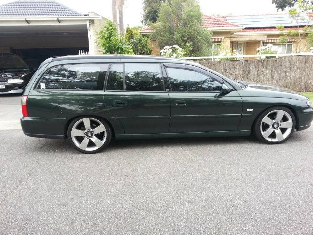 Slug08 LS1 VX BERLINA WAGON - Page 2 20121102_161313