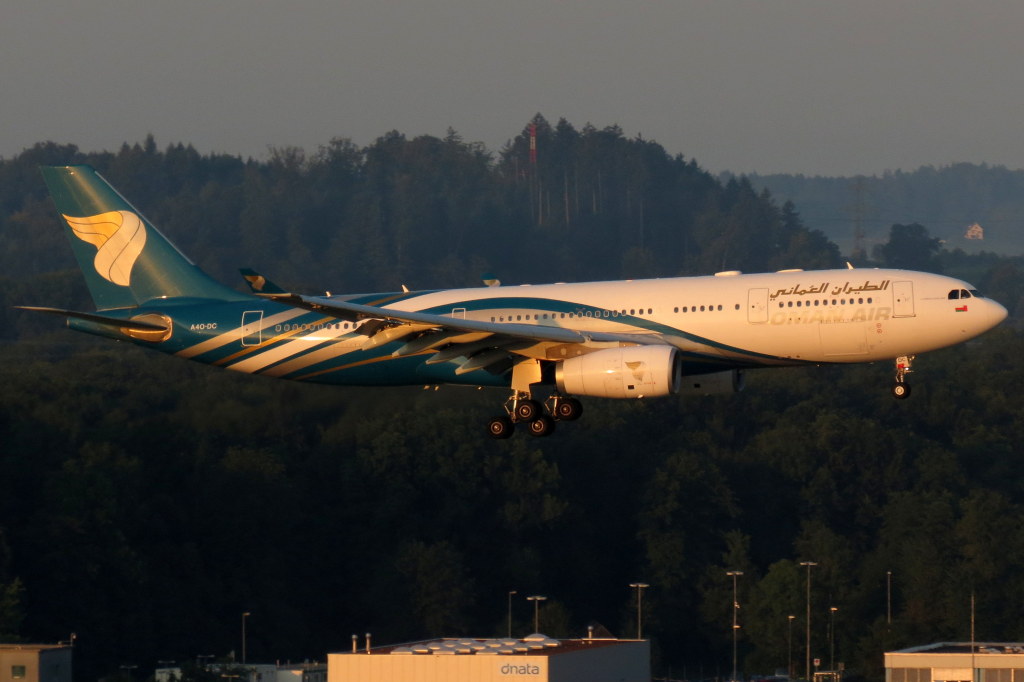 [LSZH] ZRH 09/09/12 A4O-DC4