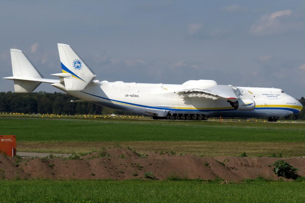 Antonov 225 Zurich 25-09-13   UR-8206071