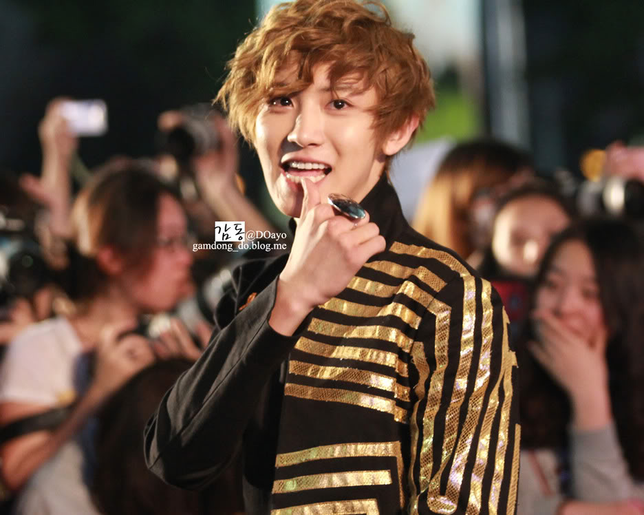 [PICS/GIFS] 120602 Chan Yeol @ GENIE AR Show Tumblr_m50cteyf3z1rsdxcxo3_1280-1