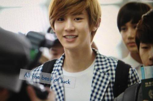 [FANTAKEN] 120609 Chanyeol at airport Tumblr_m5btyf4cT51rxkfpqo10_500