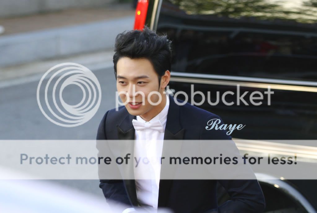 FOTOS "48th BaekSang Arts Awards" - Yoochun (26/04/2012) parte 3 0016-1