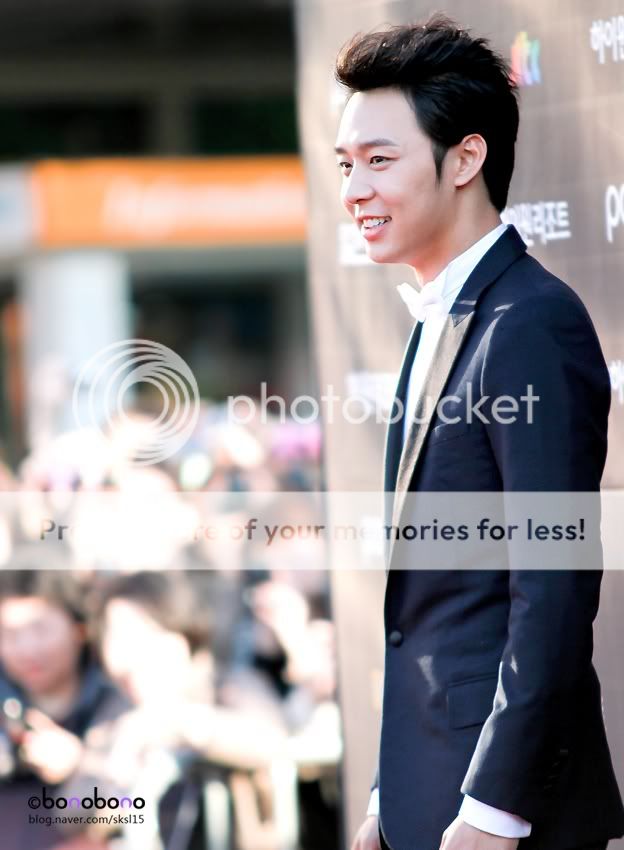 FOTOS "48th BaekSang Arts Awards" - Yoochun (26/04/2012) parte 3 0017-1