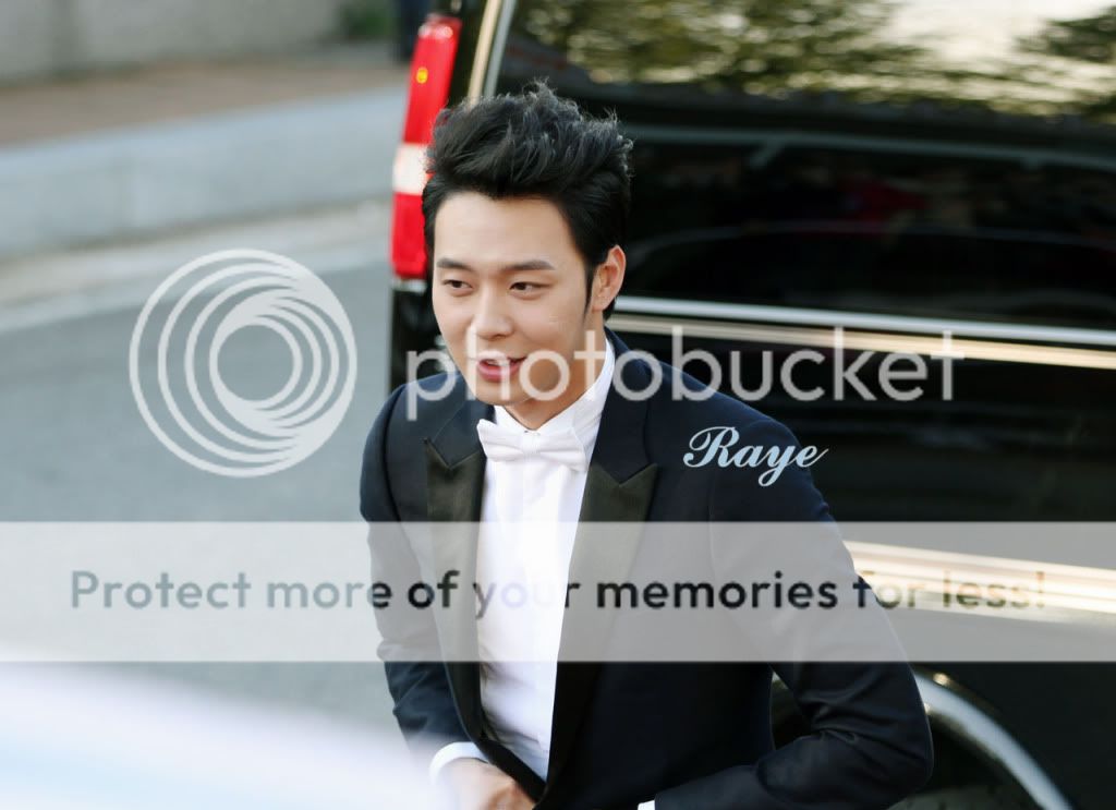 FOTOS "48th BaekSang Arts Awards" - Yoochun (26/04/2012) parte 3 002-4