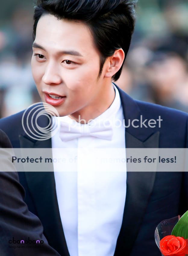 FOTOS "48th BaekSang Arts Awards" - Yoochun (26/04/2012) parte 3 0044