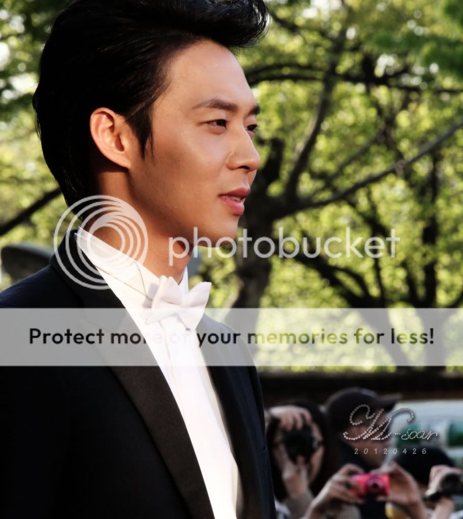 FOTOS "48th BaekSang Arts Awards" - Yoochun (26/04/2012) parte 2 0057