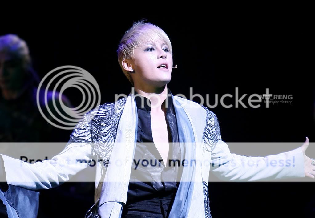 FOTOS "Musical ELISABETH - Junsu (11/04/2012) 006-1