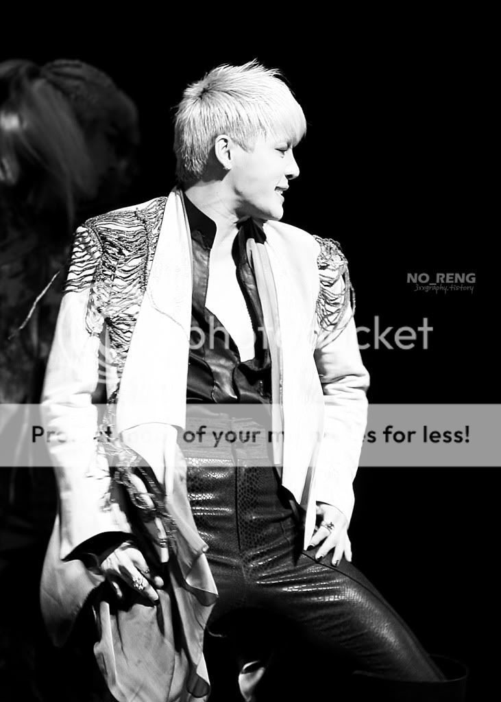 FOTOS "Musical ELISABETH - Junsu (11/04/2012) 007-1