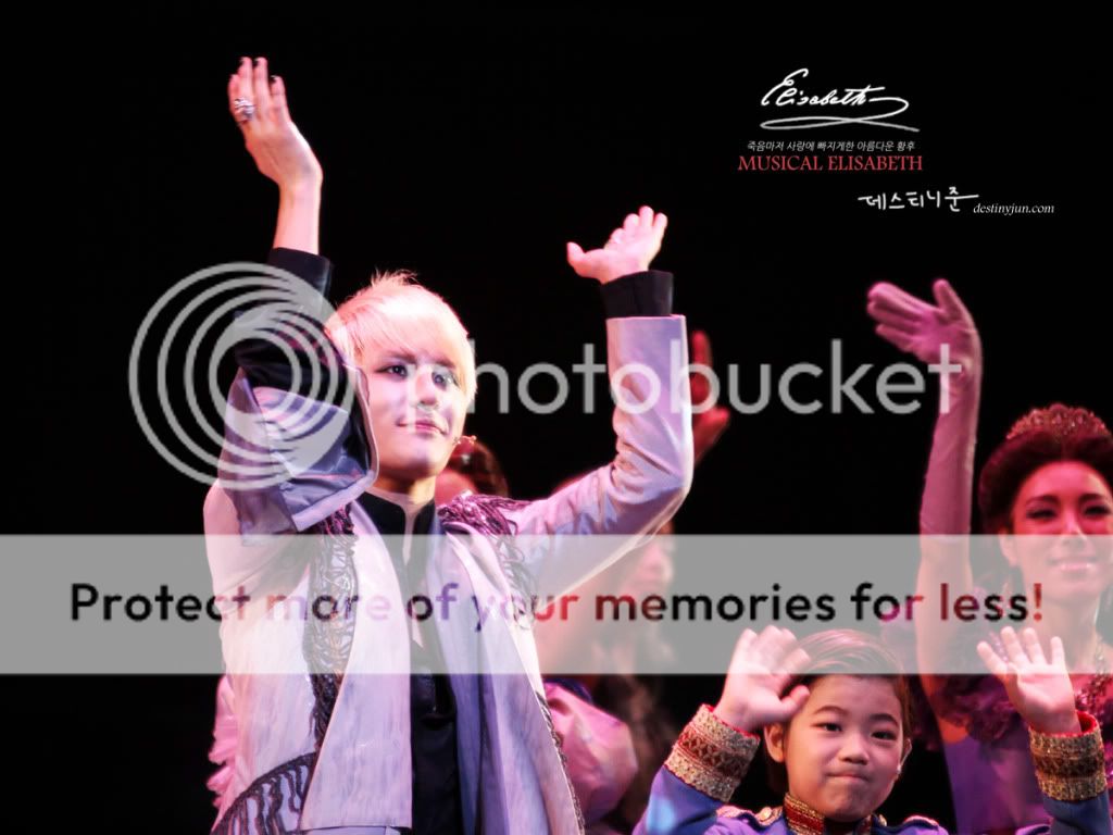 FOTOS "Musical ELISABETH - Junsu (11/04/2012) parte 3 015-1