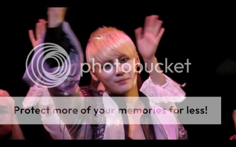 FOTOS "Musical ELISABETH - Junsu (11/04/2012) parte 3 035954718