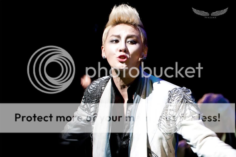 FOTOS "Musical ELISABETH" - Junsu (15/04/2012) 0415_9_ppasuna