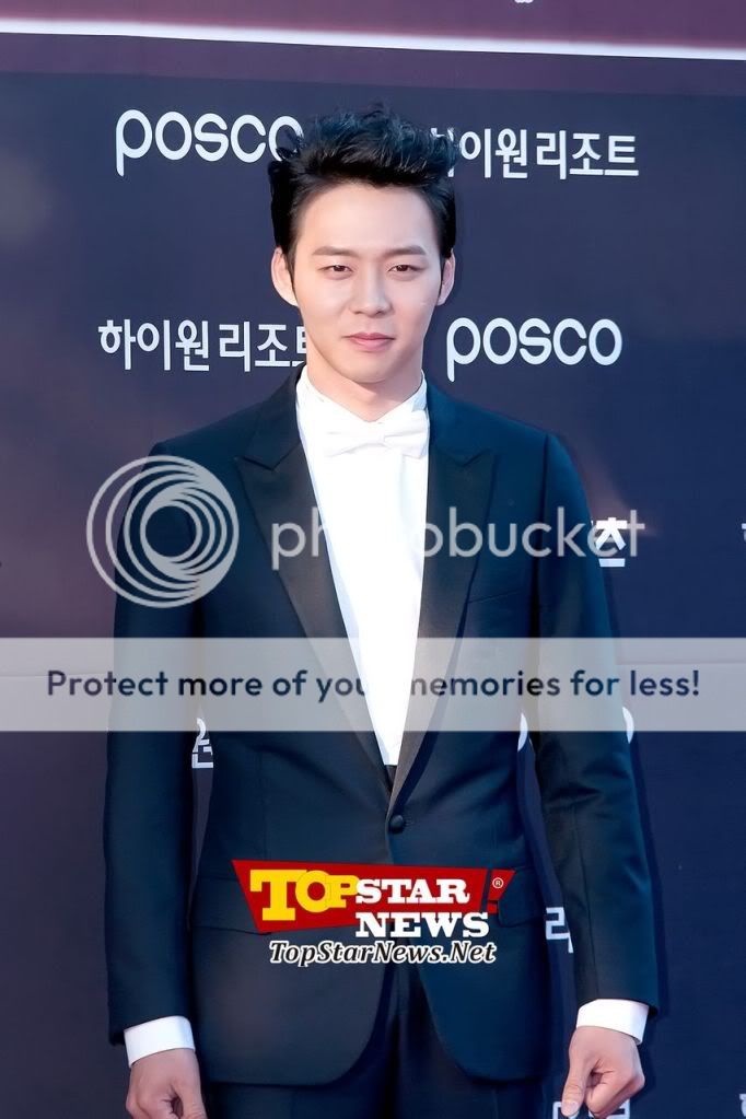 FOTOS "48th BaekSang Arts Awards" - Yoochun (26/04/2012) parte 4 15e384e6e0fe992599a4c1f334a85edf8fb171c2