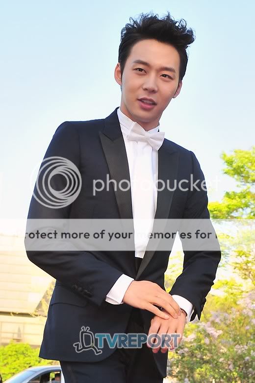 FOTOS "48th BaekSang Arts Awards" - Yoochun (26/04/2012) parte 4 42a98226cffc1e17090dc7924a90f603728de9e7