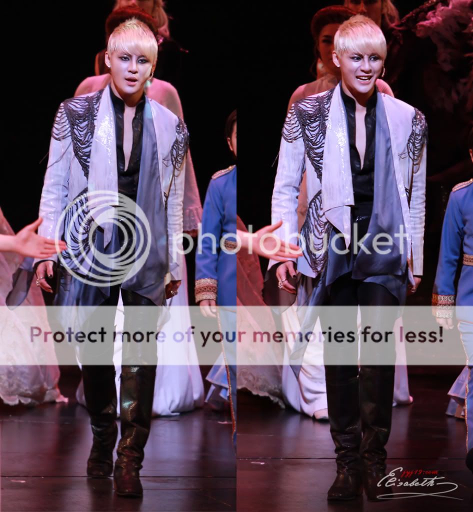 FOTOS "Musical ELISABETH - Junsu (11/04/2012) parte 2 4_