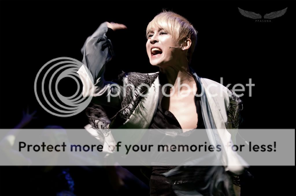 FOTOS "Musical ELISABETH - Junsu (11/04/2012) parte 2 4_11_2_3_ppasuna