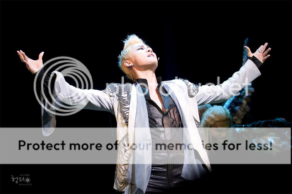 FOTOS "Musical ELISABETH - Junsu (18/04/2012) 4_18_8_18