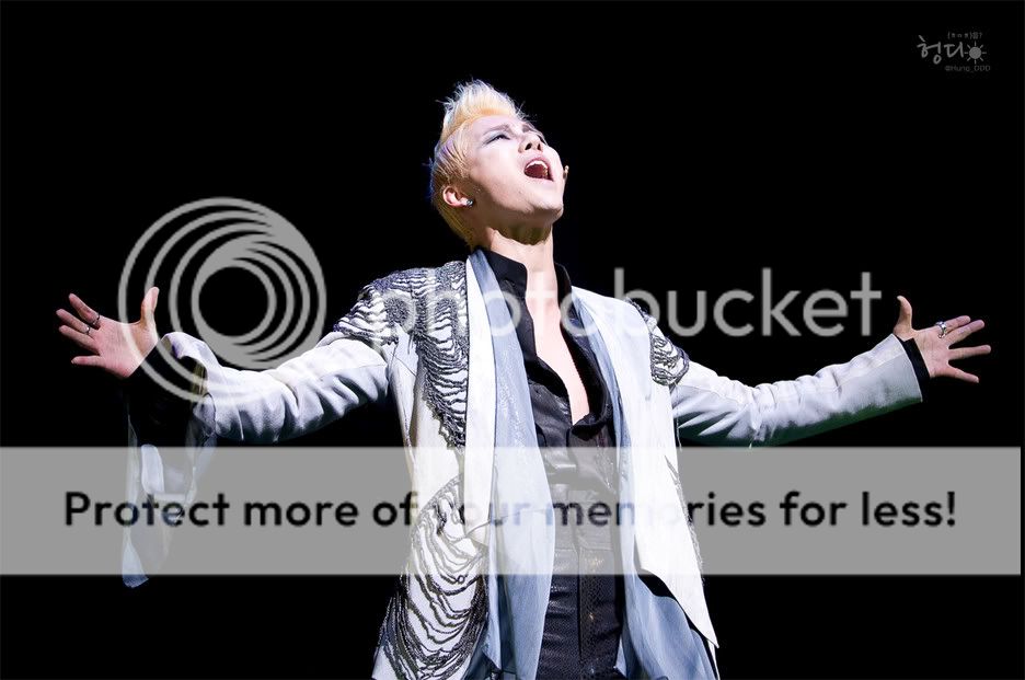 FOTOS "Musical ELISABETH - Junsu (18/04/2012) 4_18_8_20