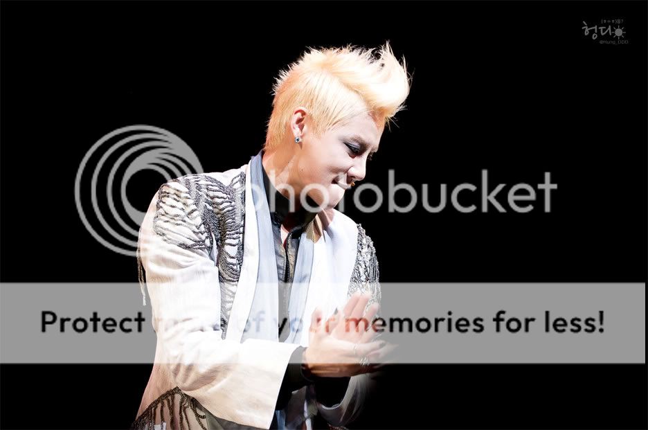 FOTOS "Musical ELISABETH - Junsu (18/04/2012) 4_18_8_3