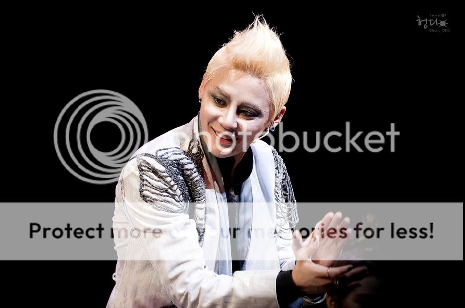 FOTOS "Musical ELISABETH - Junsu (18/04/2012) 4_18_8_5