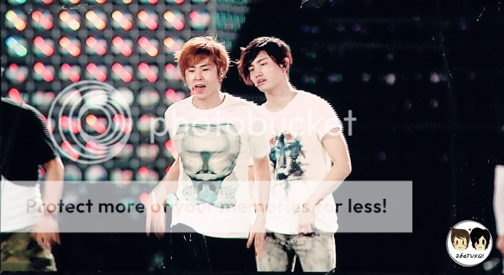 FOTOS "MBC Korean Music Wave" en Bangkok - Ensayo de TVXQ (06/04/2012) parte 2 555311429