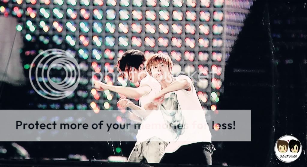 FOTOS "MBC Korean Music Wave" en Bangkok - Ensayo de TVXQ (06/04/2012) parte 2 555311587