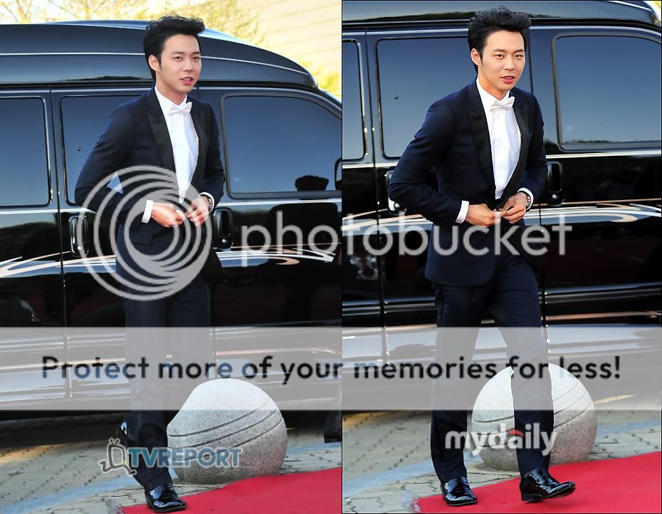 FOTOS "48th BaekSang Arts Awards" - Yoochun (26/04/2012) parte 4 67e64864gw1dsd8k8qg3ij
