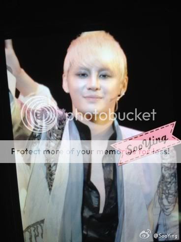 FOTOS "Musical ELISABETH - Junsu (11/04/2012) 687adfdcjw1drw0xvjey4j