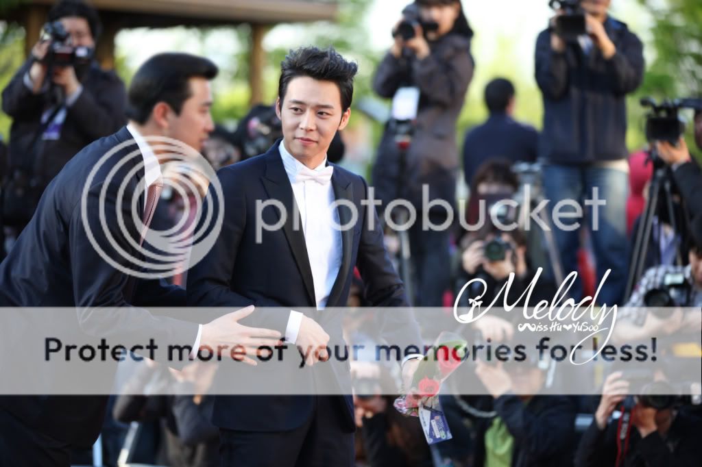 FOTOS "48th BaekSang Arts Awards" - Yoochun (26/04/2012) parte 4 7a801c5d0fb30f24ecb66ea0c895d143ad4b037e