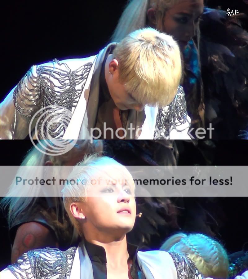 FOTOS "Musical ELISABETH - Junsu (11/04/2012) parte 2 A4BEA4A4A4A4A4B7