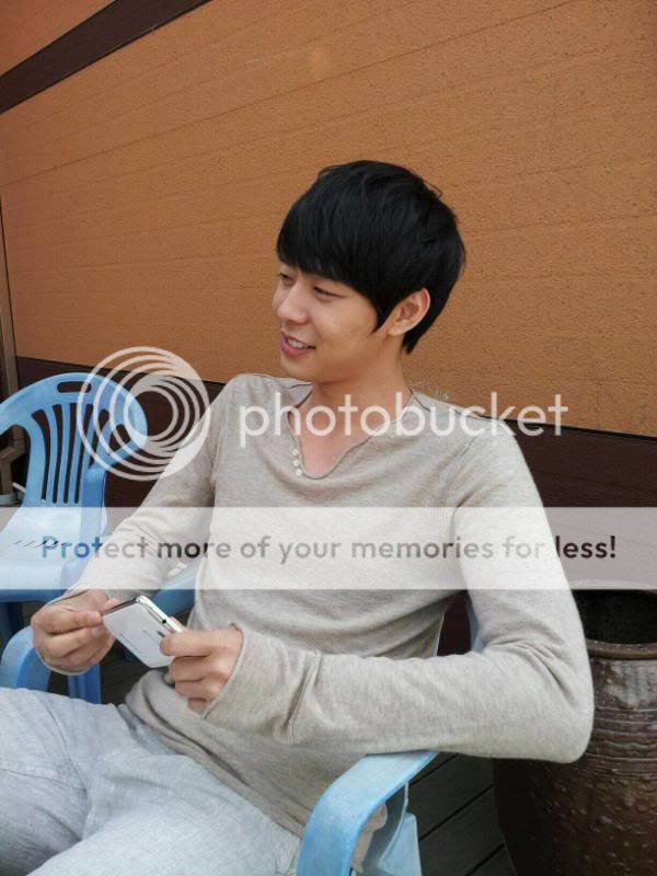 FOTOS "Actualización en el twitter de Yoochun" (17/04/2012) AqsKyKtCQAE_0BL