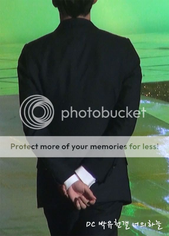 FOTOS "48th BaekSang Arts Awards" - Yoochun (26/04/2012) parte 2 ArdLlFYCQAAIcB_